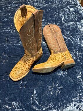 Western Embroidered Two-Tone Leather Cowboy Boots 9 1/2